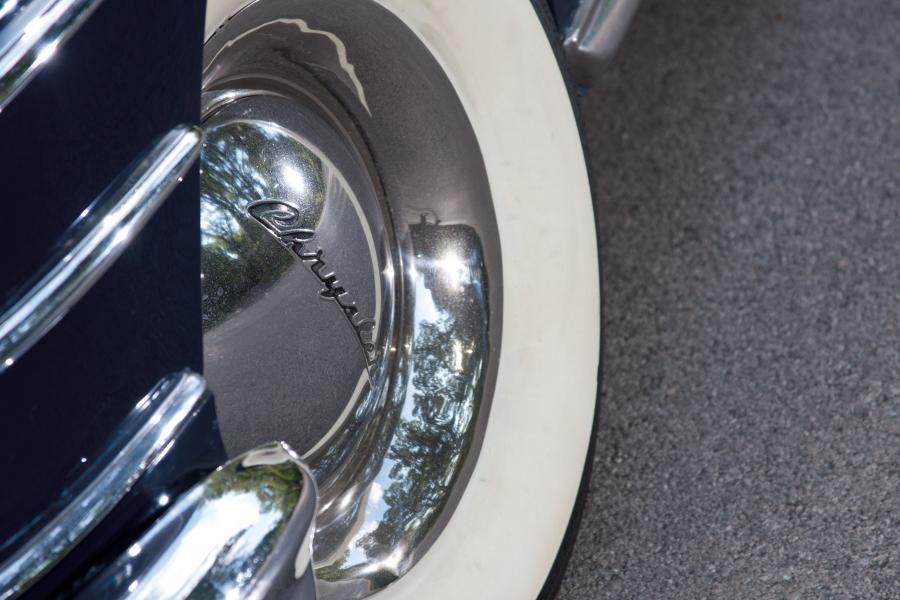  Chrysler Town & Country Sedan Black 1948 года  (фото 24 из 30)